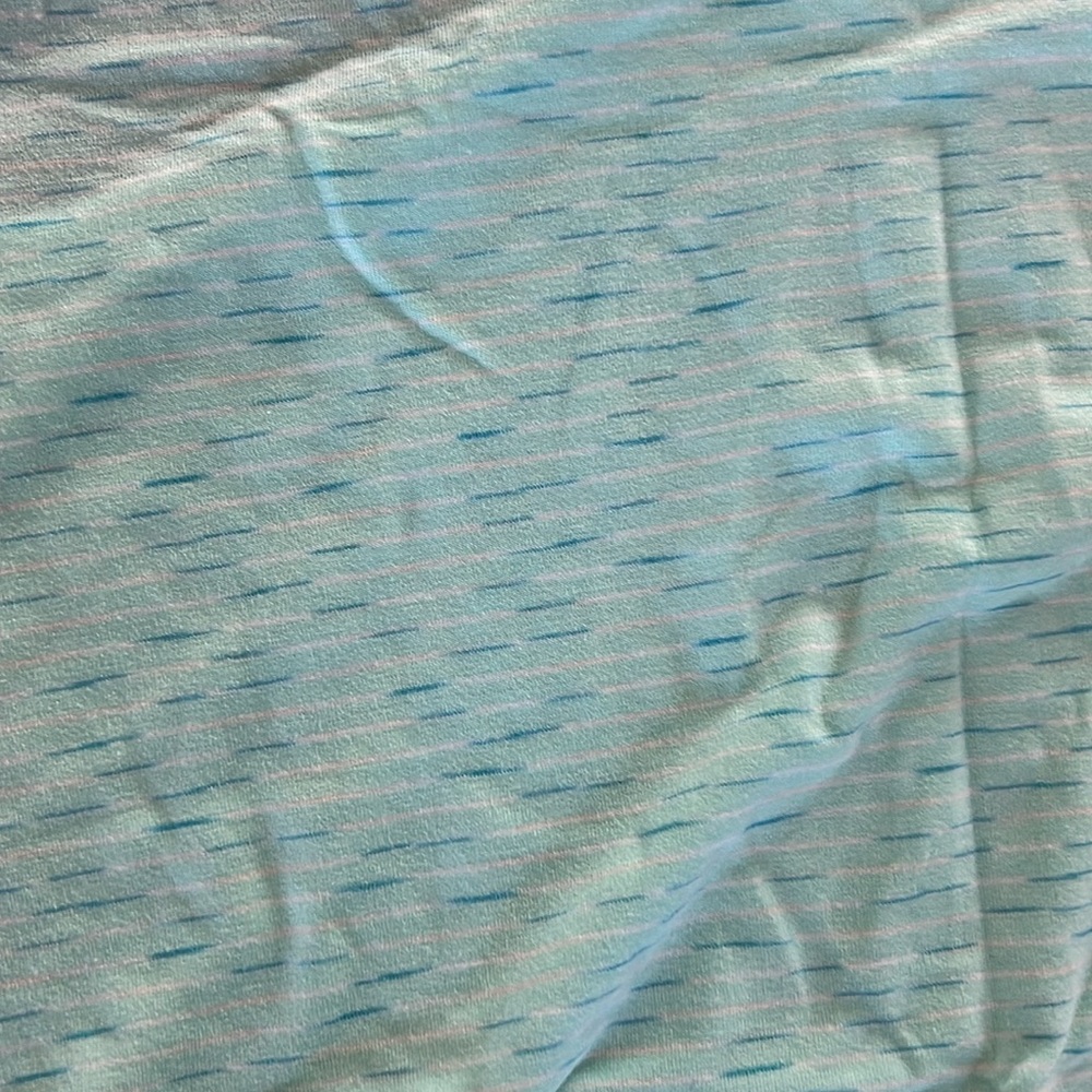 Gap Fit Maternity Breathe Tank - Picture 2 of 5